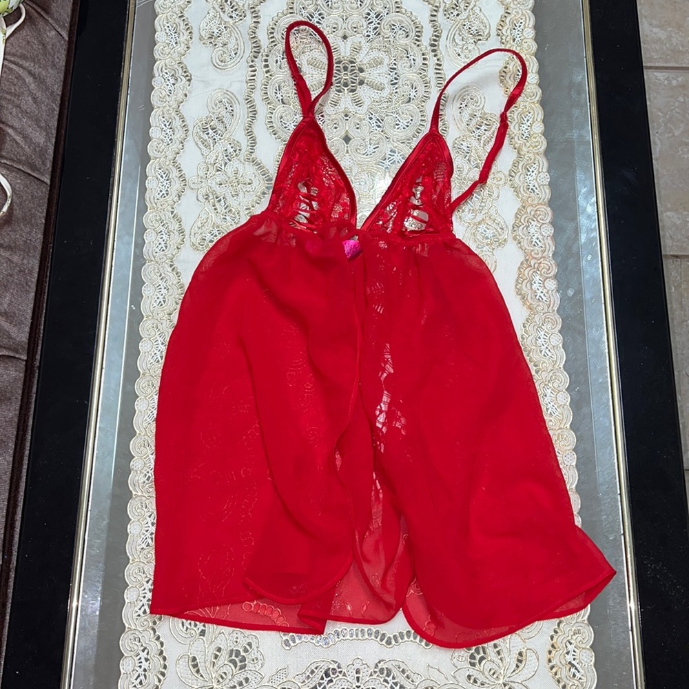 La Senza red chemise